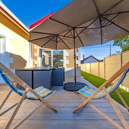 Villa Acacia - Centre-ville, Pmr *