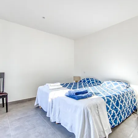 Villa Acacia - Centre-ville, Pmr *